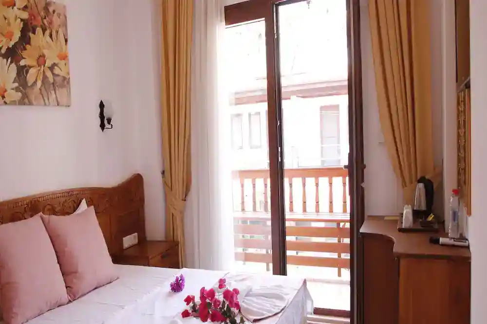 Limon Otel