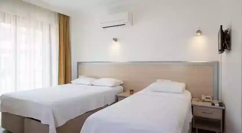Feron Otel Akyaka
